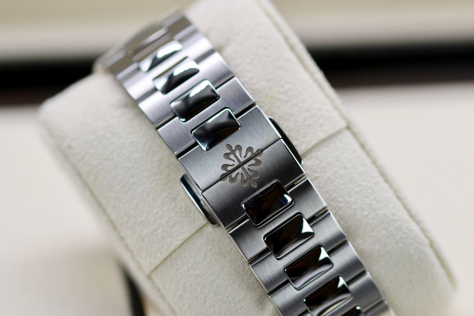 Patek Philippe Nautilus 5726/1A-014 Image 3